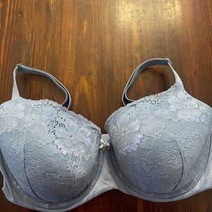 Victoria’s Secret body by Victoria Lace Women's Bra in Light Blue